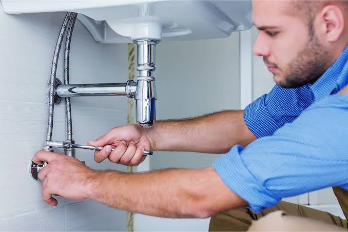 Common Plumbing Issues That Require Home Plumbing Repair Service — 5 Examples